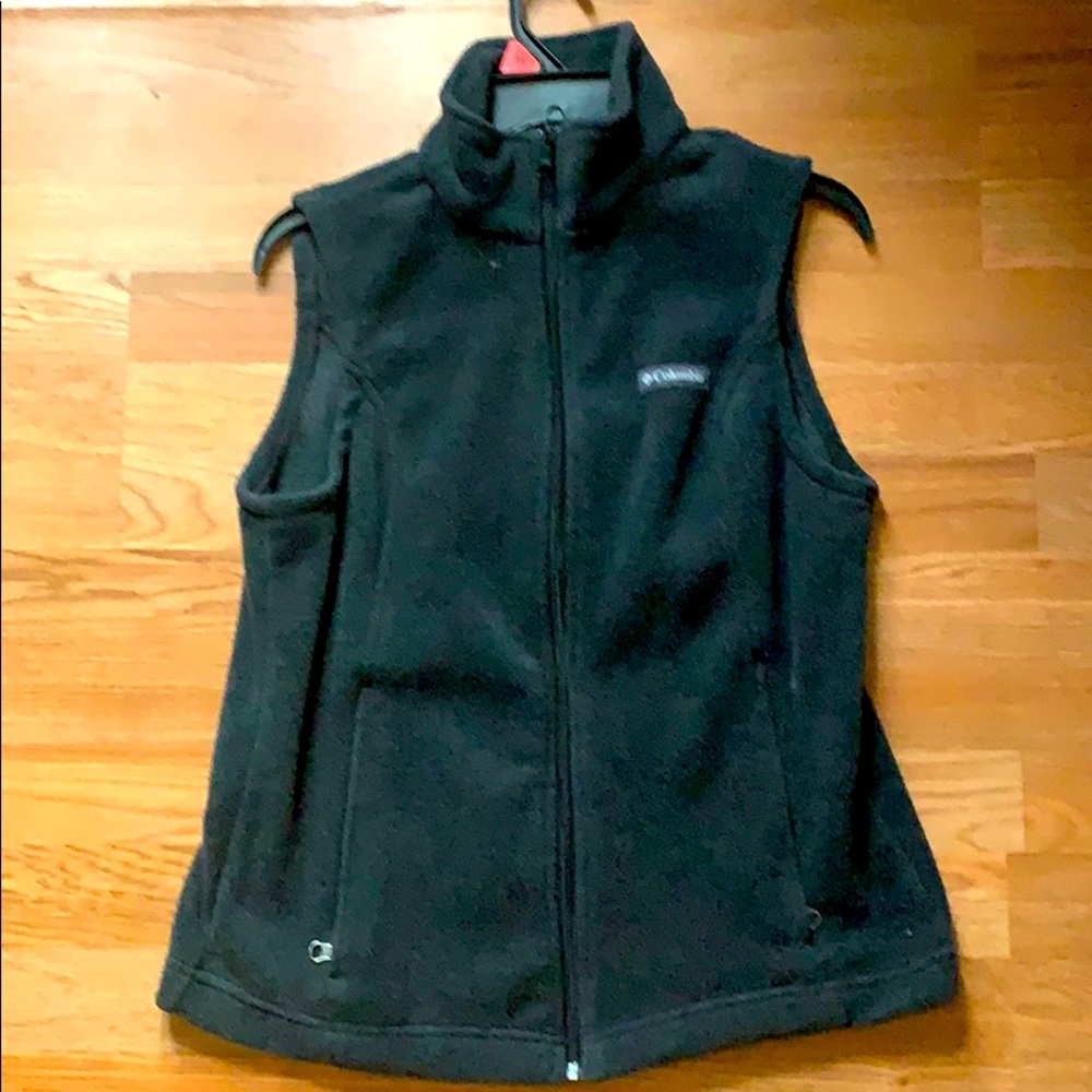 Columbia grey vest